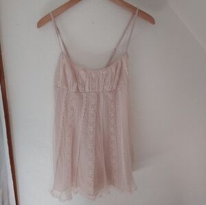 Small Vintage Beige/Cream Victoria's Secret Chemise